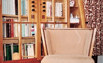 Dochované kusy nábytku z původního vybavení Zemánkovy vily od architekta Otakara Novotného 3