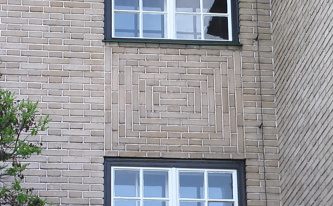 Detail vyzdívky Zemánkovy vily