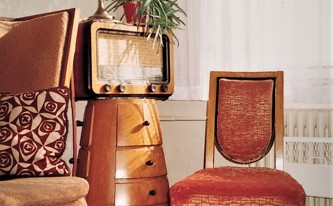 Dochované kusy nábytku z původního vybavení Zemánkovy vily od architekta Otakara Novotného 2